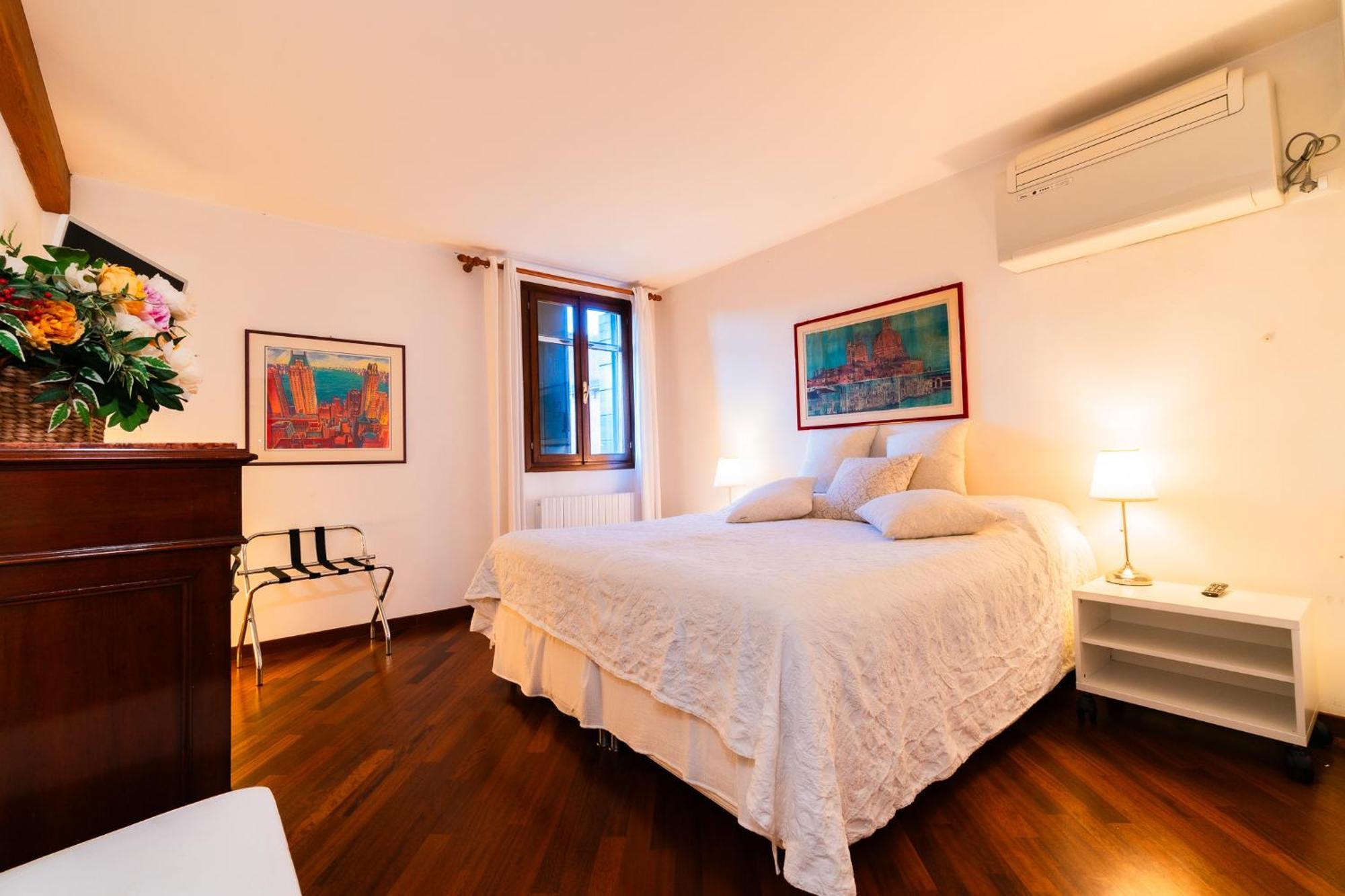 Elegant Terrace Apartment Near Piazza San Marco Last Floor No Lift Venice Luaran gambar