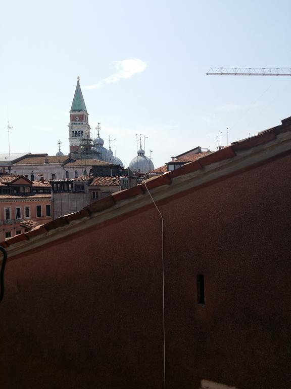 Elegant Terrace Apartment Near Piazza San Marco Last Floor No Lift Venice Luaran gambar