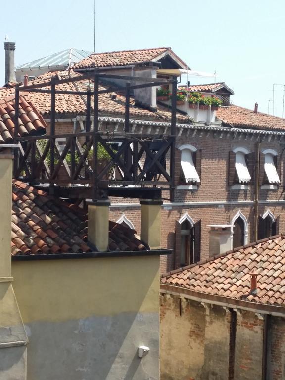 Elegant Terrace Apartment Near Piazza San Marco Last Floor No Lift Venice Luaran gambar