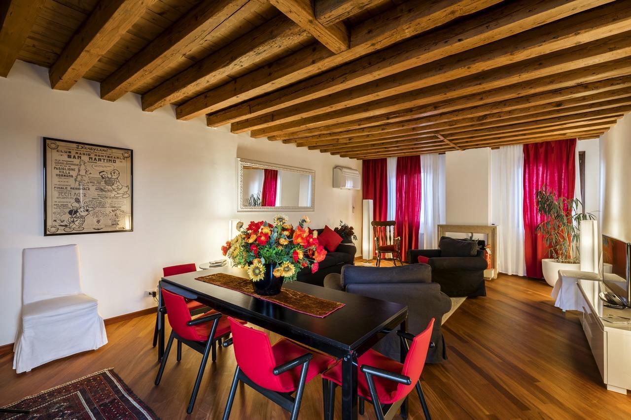 Elegant Terrace Apartment Near Piazza San Marco Last Floor No Lift Venice Luaran gambar
