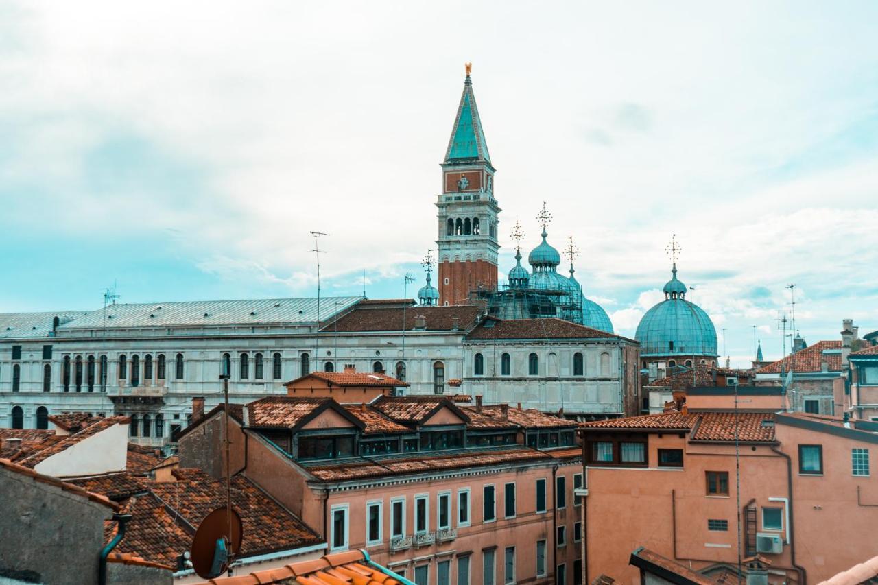 Elegant Terrace Apartment Near Piazza San Marco Last Floor No Lift Venice Luaran gambar