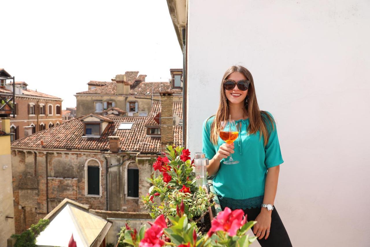 Elegant Terrace Apartment Near Piazza San Marco Last Floor No Lift Venice Luaran gambar